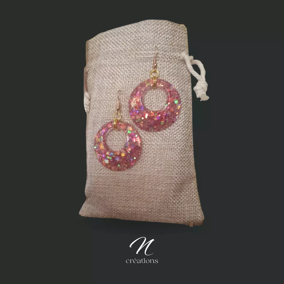 Créoles bombées dorées paillettes holographiques