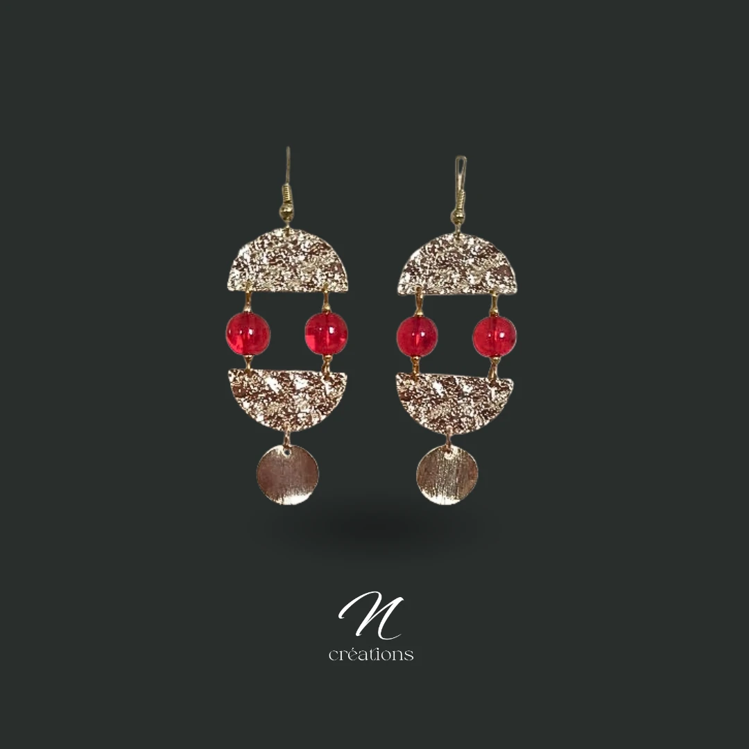 Boucles d'oreilles demi-Lunes verre rouge