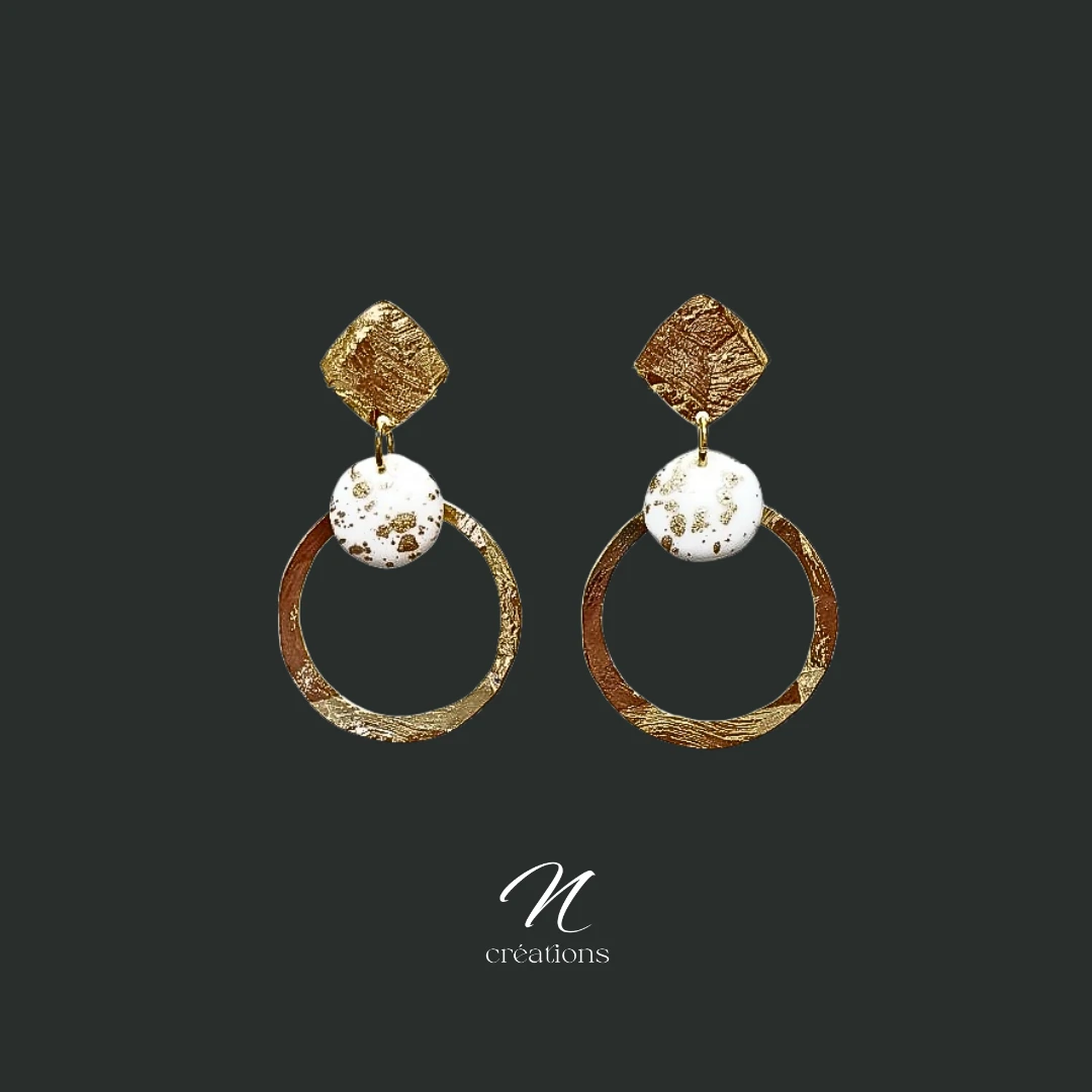 Créoles Martelées Or 24K Galets Blancs