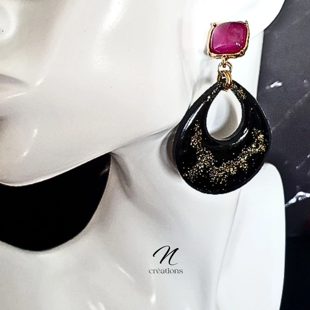 Boucles d'Oreilles Gouttes Noire Poudre d'Or.